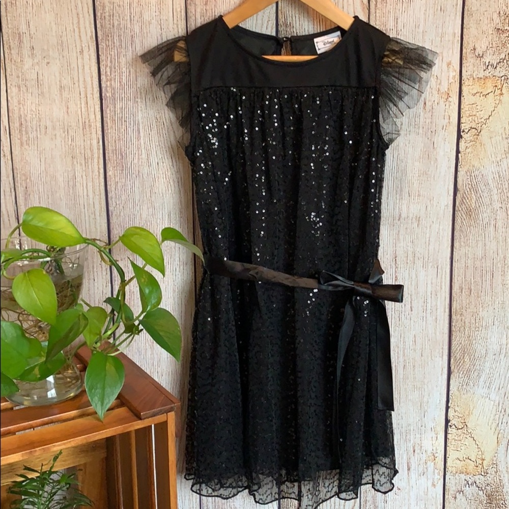 D-SIGNED BY DISNEY Cap Sleeve Black Sequin Dress